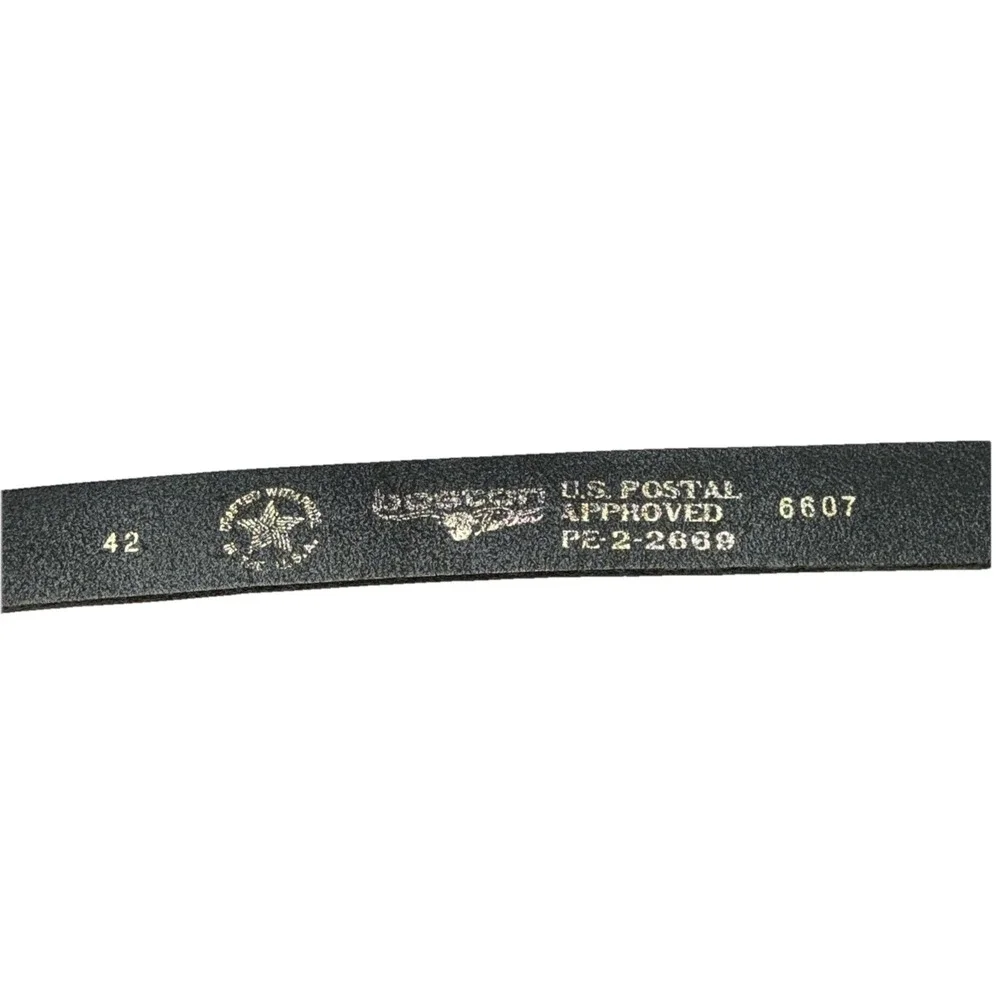 Mens Black Boston Leather Belt Sz‎ 42 Silver buckle USPS approved PE2-2669